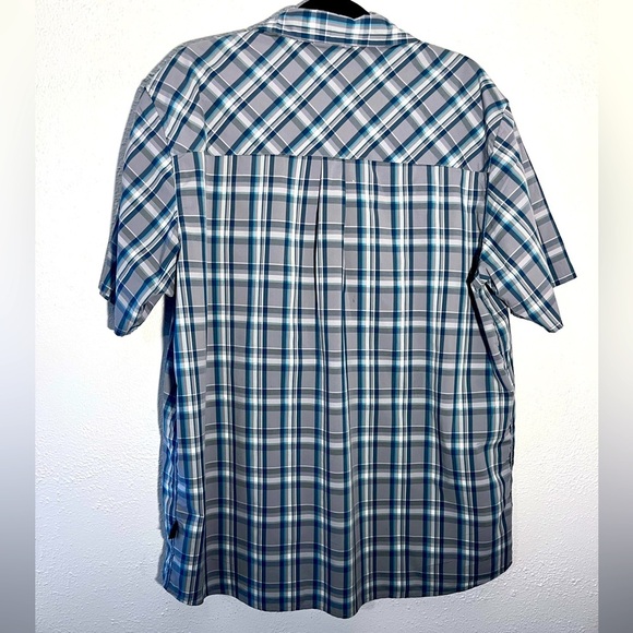 Patagonia Blue and White Casual Button Down Shirt - Picture 2 of 7